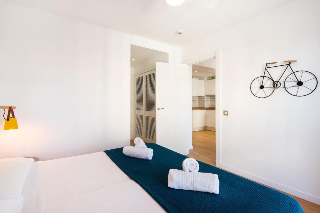 Aloha Puerto Private Apartment 1St Line Carihuela Beach Torremolinos Ngoại thất bức ảnh