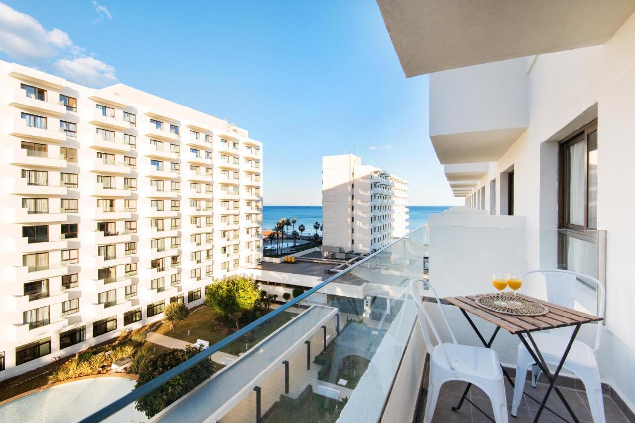 Aloha Puerto Private Apartment 1St Line Carihuela Beach Torremolinos Ngoại thất bức ảnh