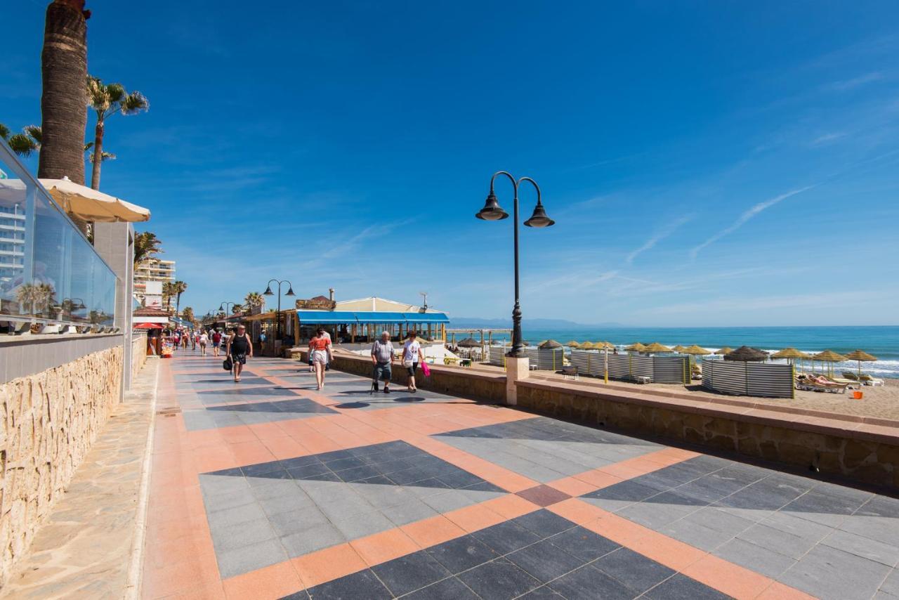 Aloha Puerto Private Apartment 1St Line Carihuela Beach Torremolinos Ngoại thất bức ảnh