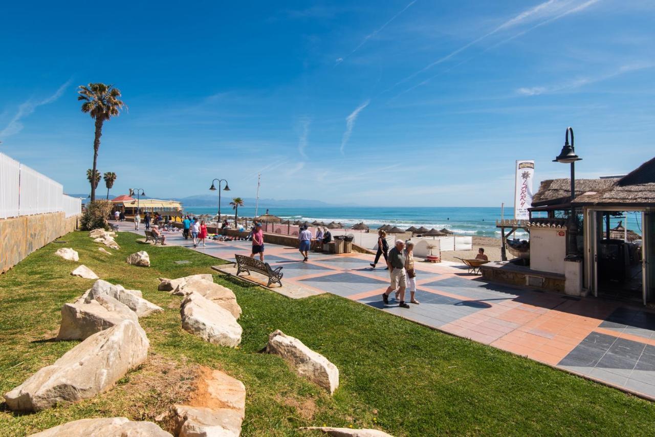 Aloha Puerto Private Apartment 1St Line Carihuela Beach Torremolinos Ngoại thất bức ảnh