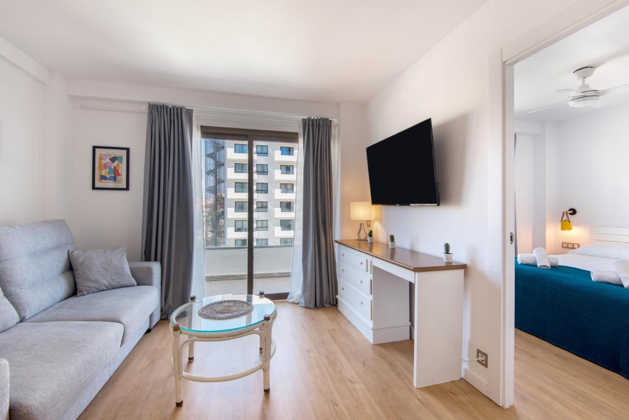 Aloha Puerto Private Apartment 1St Line Carihuela Beach Torremolinos Ngoại thất bức ảnh